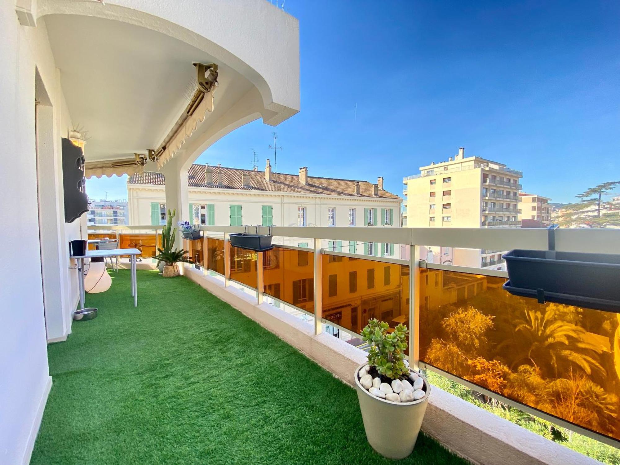 Le Verdi By Scls Locations *