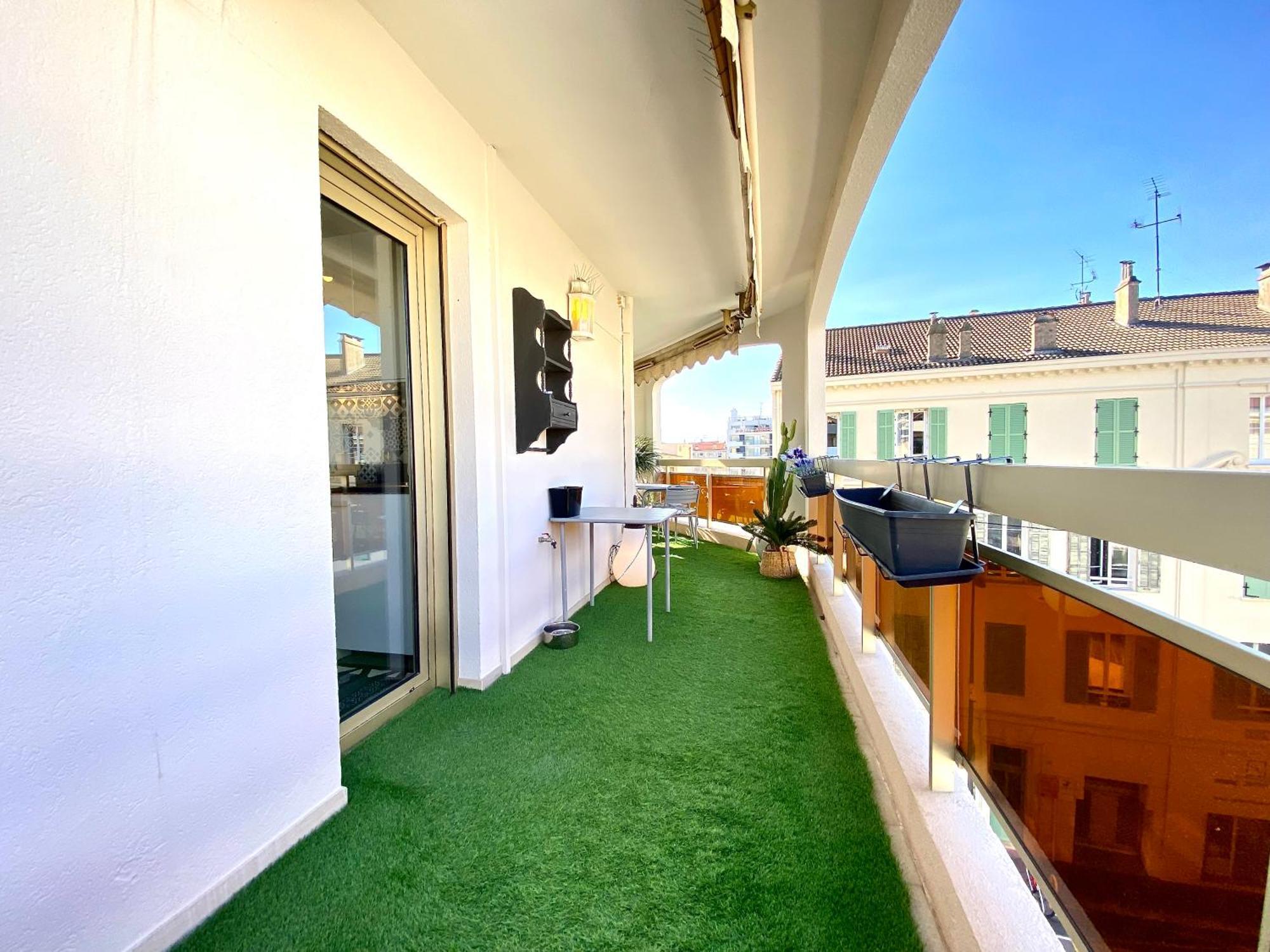 Le Verdi By Scls Locations *